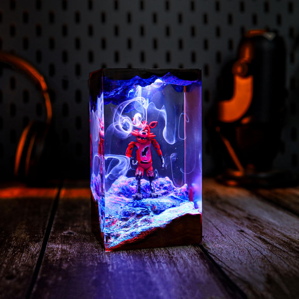 Five Nights at Freddy's Lamp